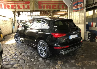Audi SQ5 noire