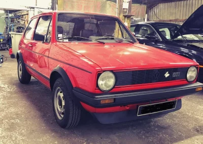 Volkswagen Golf Rabbit GTI mk1 serie1 rouge