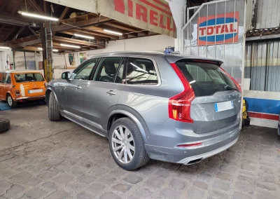 Volvo XC90 grise