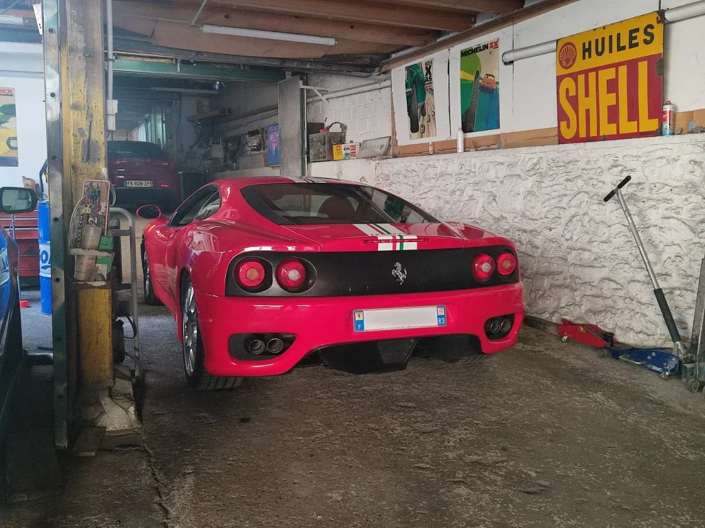 Ferrari F360 Modena Challenge replica vue arrière